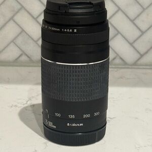 Canon EF 75-300mm telephoto zoom Lens
